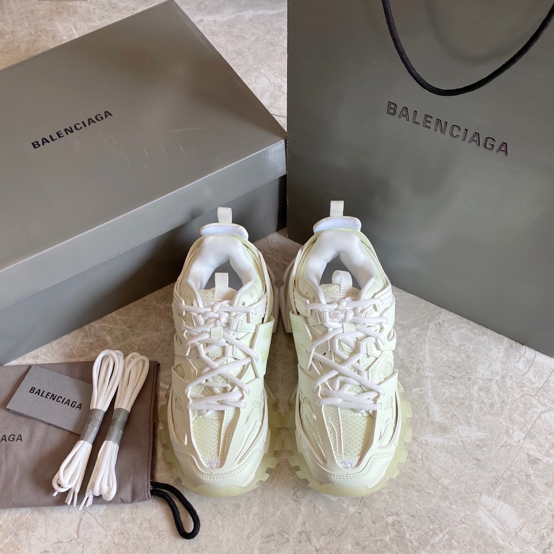 Balenciaga luminoso blanco · Balenciaga 2021ss nuevo nuevo color Track 3.0 zapatos para papá de tercera generación, zap…