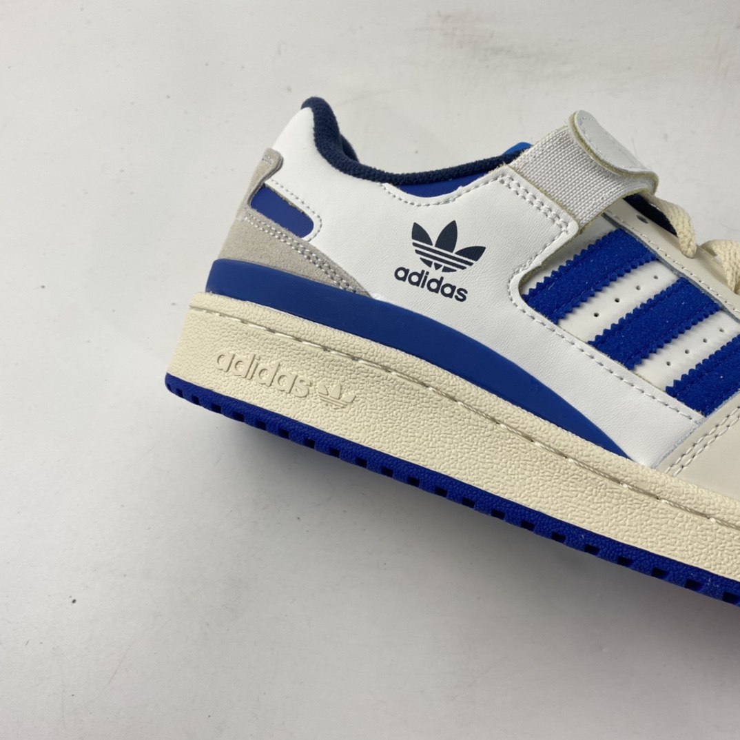 P180  Adidas Originals Forum 84 Low S23764