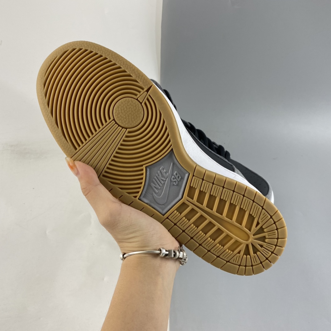 P260  NIKE SB Zoom Dunk High Pro 耐克高帮滑板鞋 854851-066