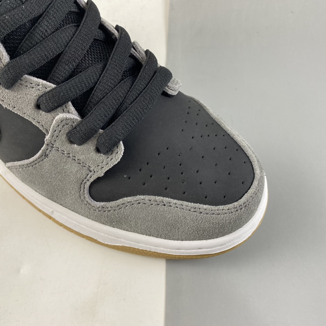 P260  NIKE SB Zoom Dunk High Pro 耐克高帮滑板鞋 854851-066