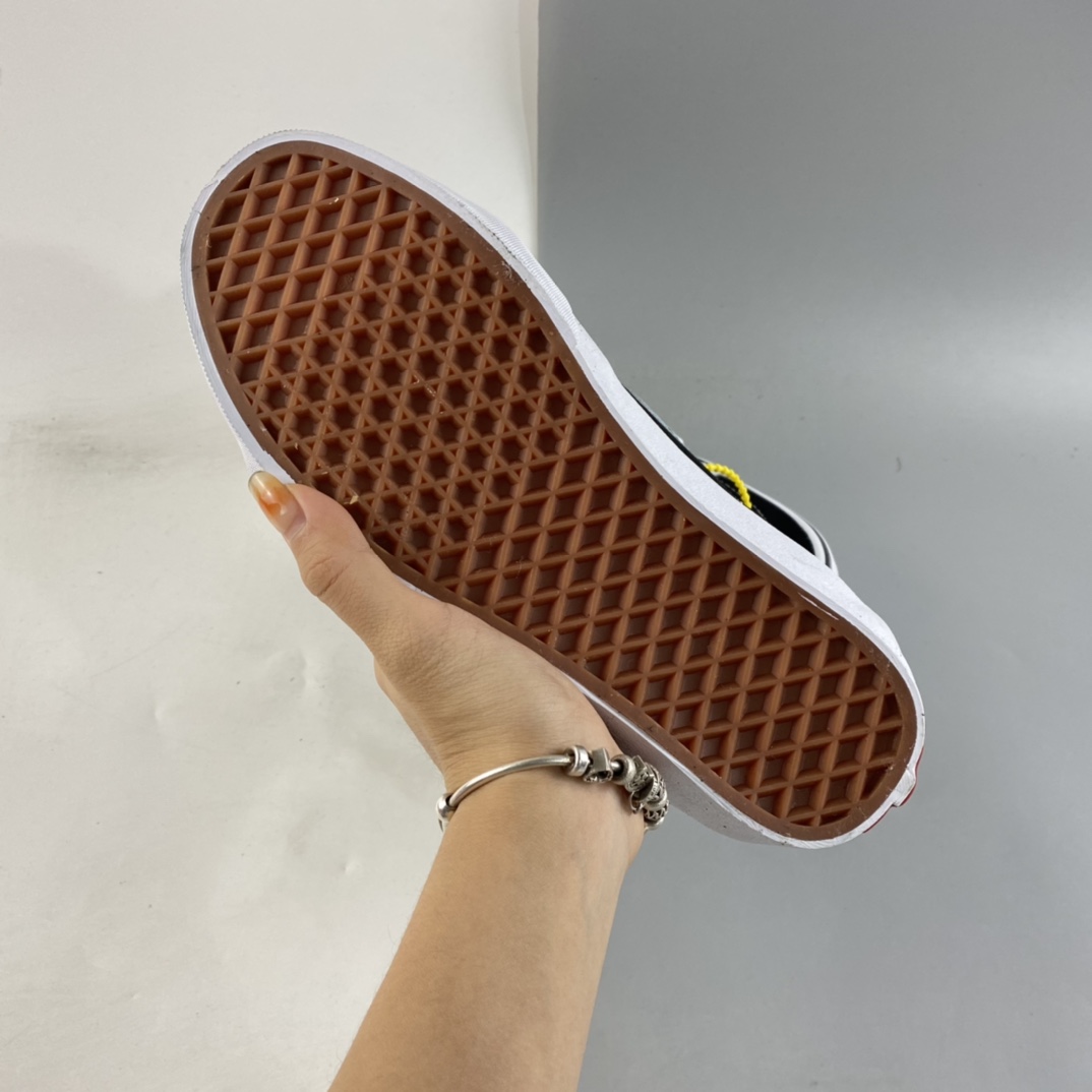 P150  Vans Sk8-Hi 范斯经典高帮加绒  VN000D5IB8C
