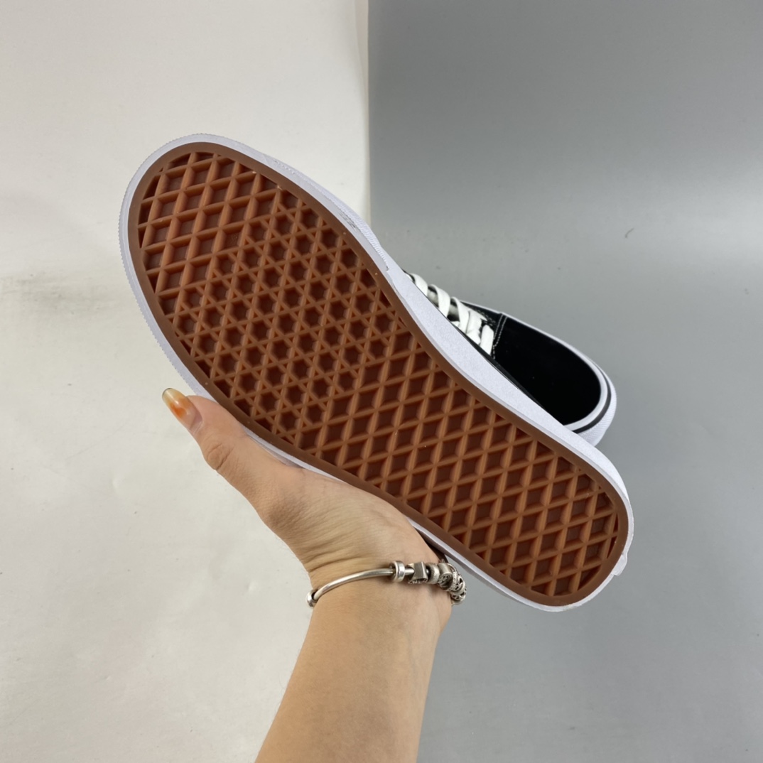 P150 Vans Old School 范斯经典低帮加绒 VN000D3HY28