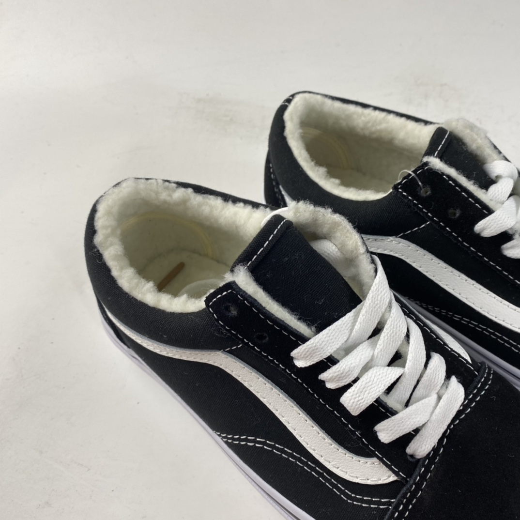 P150 Vans Old School 范斯经典低帮加绒 VN000D3HY28
