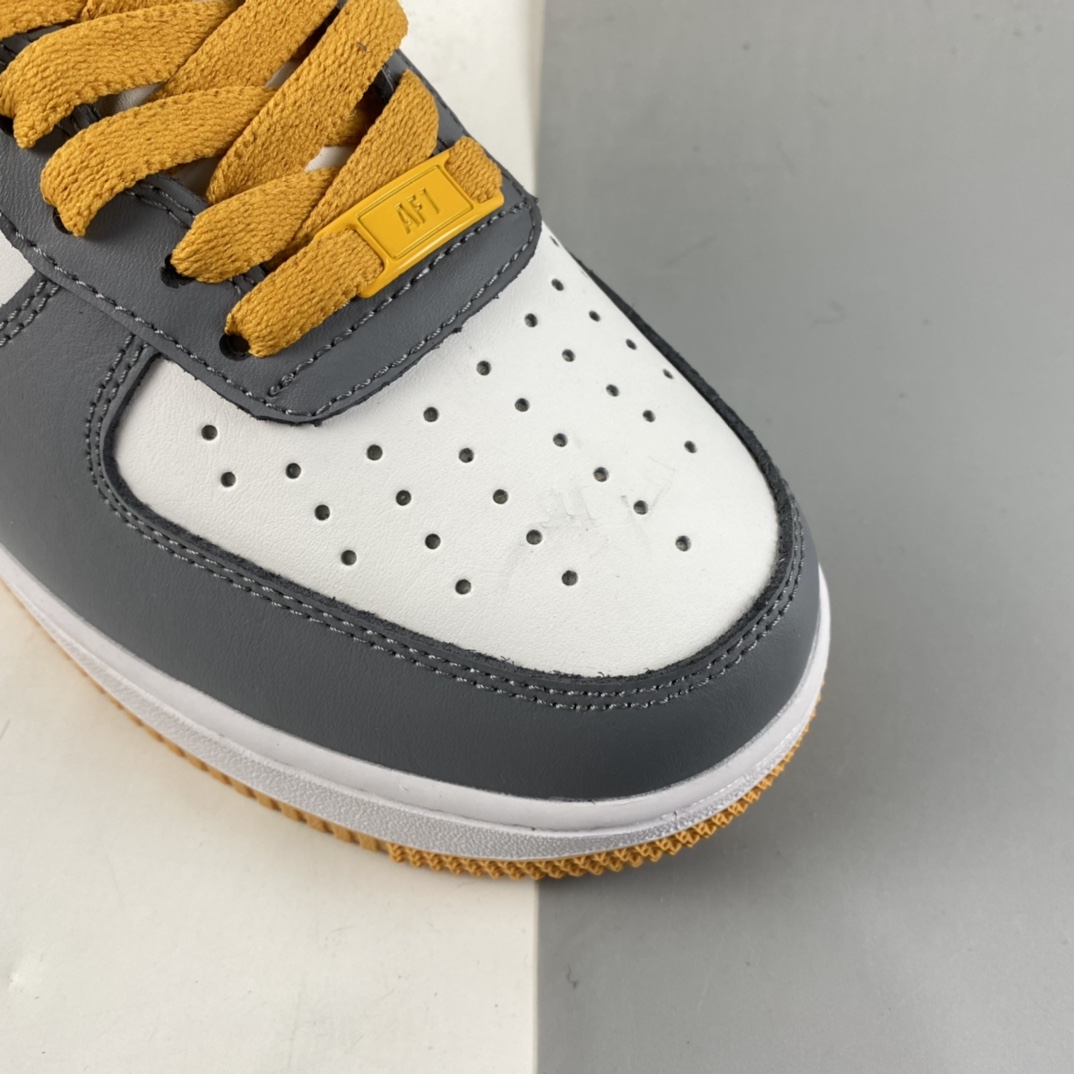 P200  NIKE Air Force 1’07 Low 空军一号低帮休闲板鞋 CW2288-110