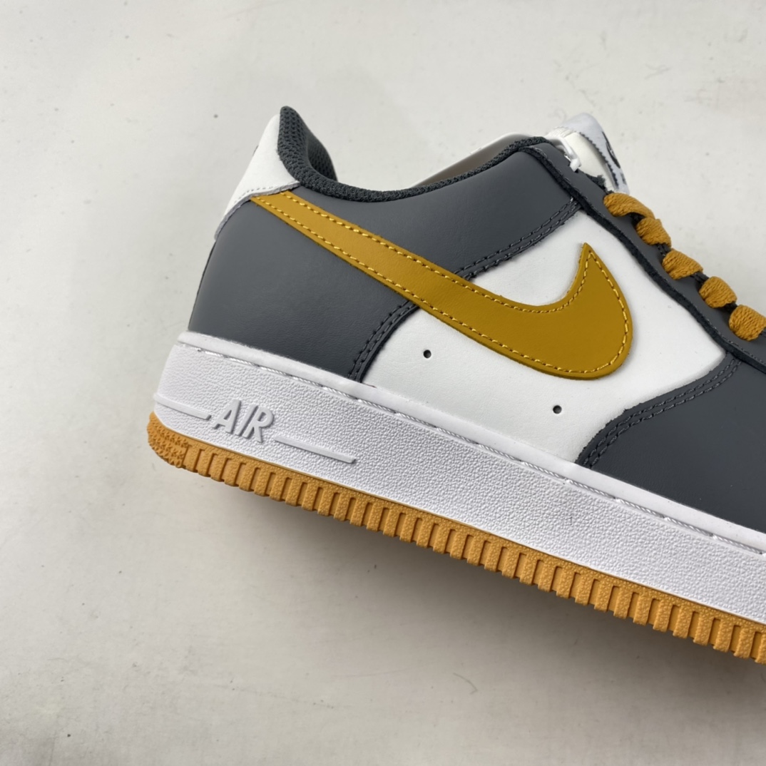 P200  NIKE Air Force 1’07 Low 空军一号低帮休闲板鞋 CW2288-110