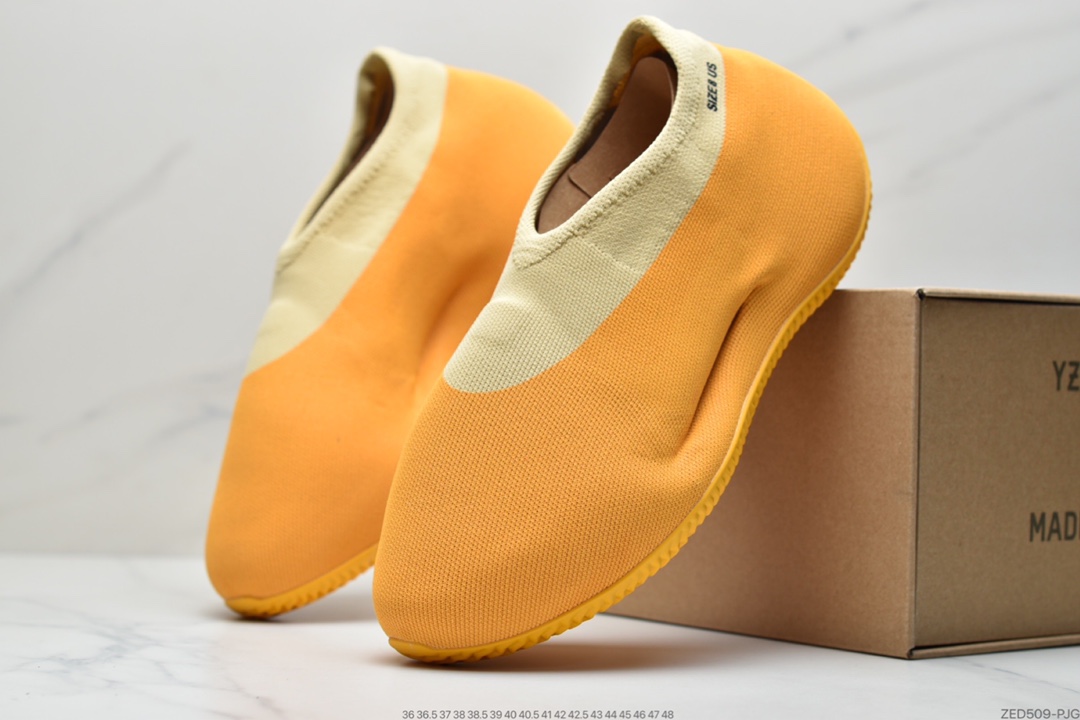 260  Yeezy Knit Runner  “Sulfur” 黄色硫磺洞洞鞋兄弟款GW5353