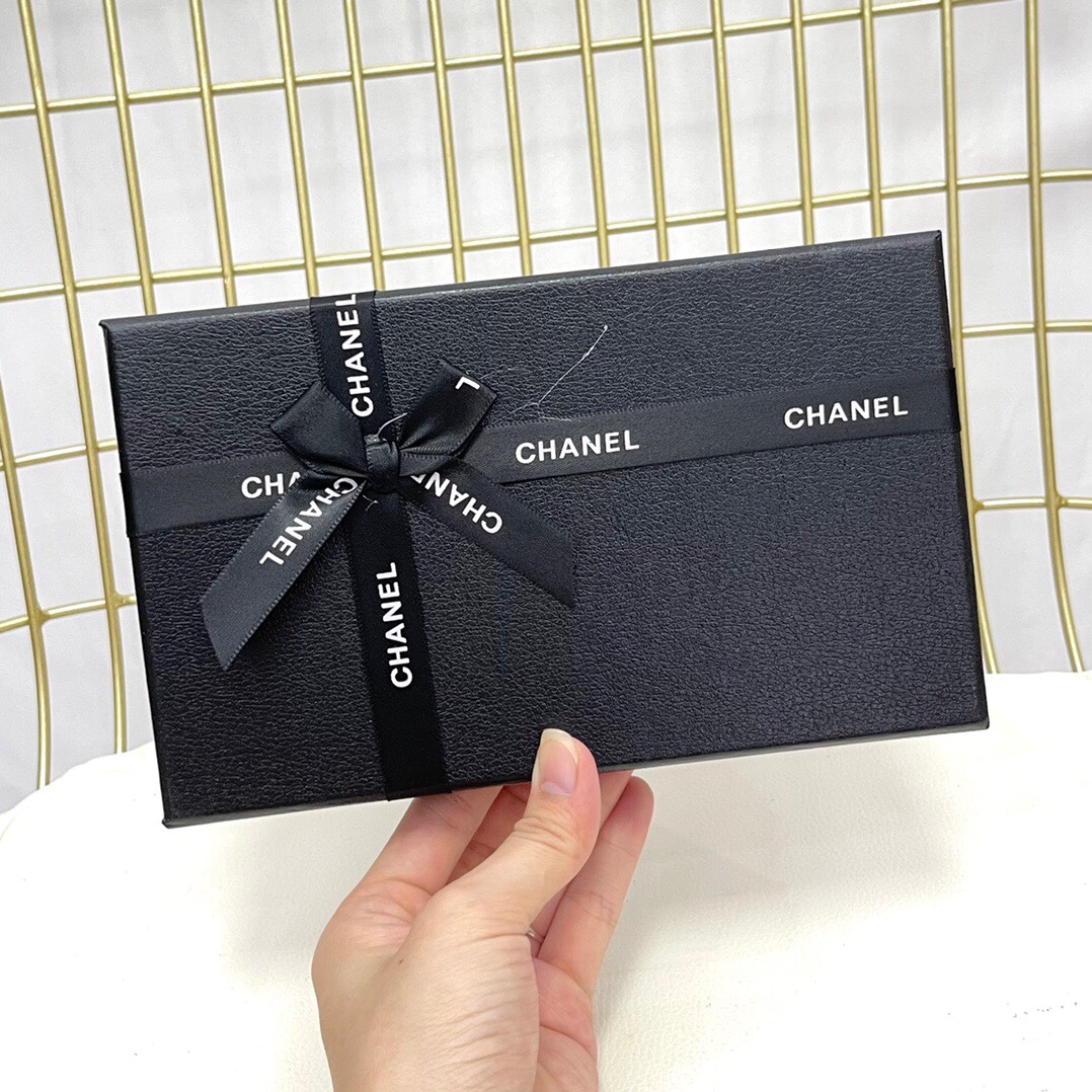 Chanel Perfume Black