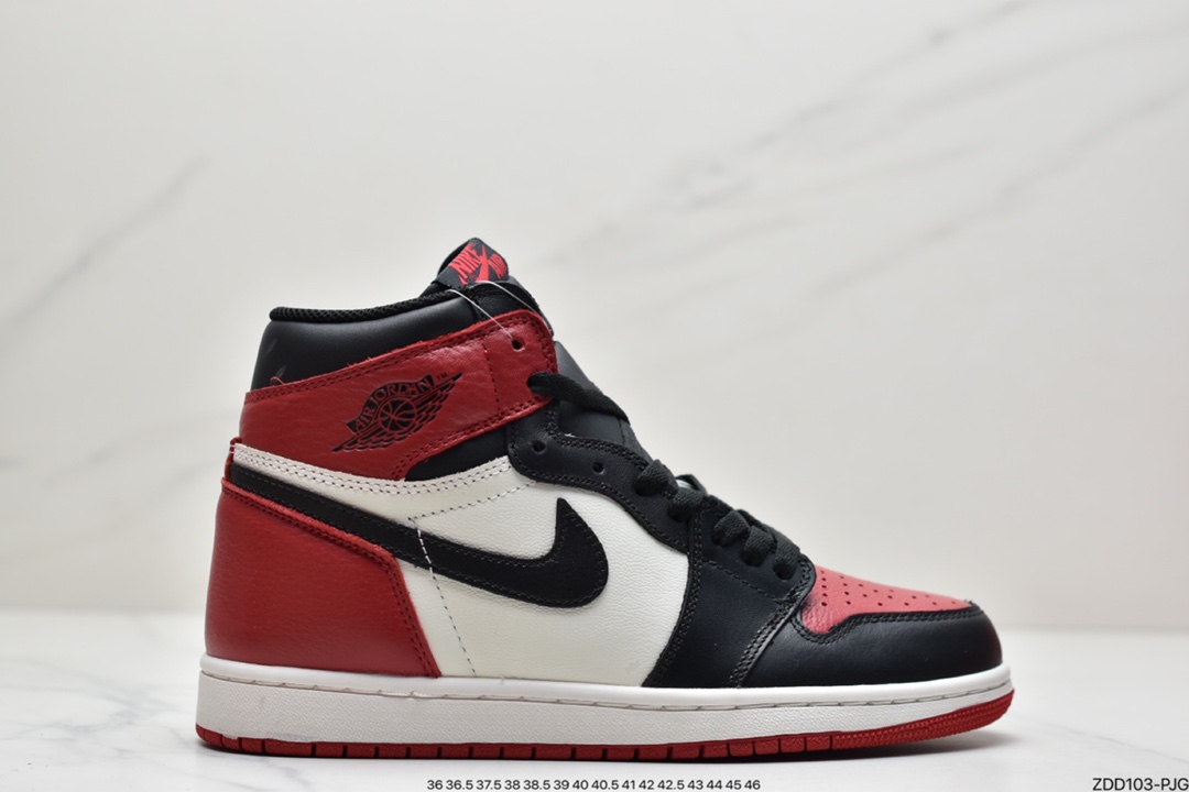 230 NIKE Air Jordan 1 Retro High FJAJ1 乔1 黑白熊猫555088-032