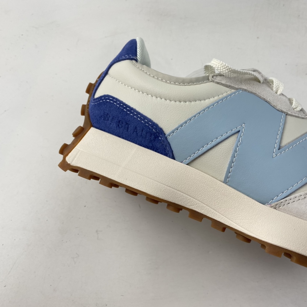 P200  Staud x New Balance MS327系列复古休闲运动慢跑鞋 MS327SZ