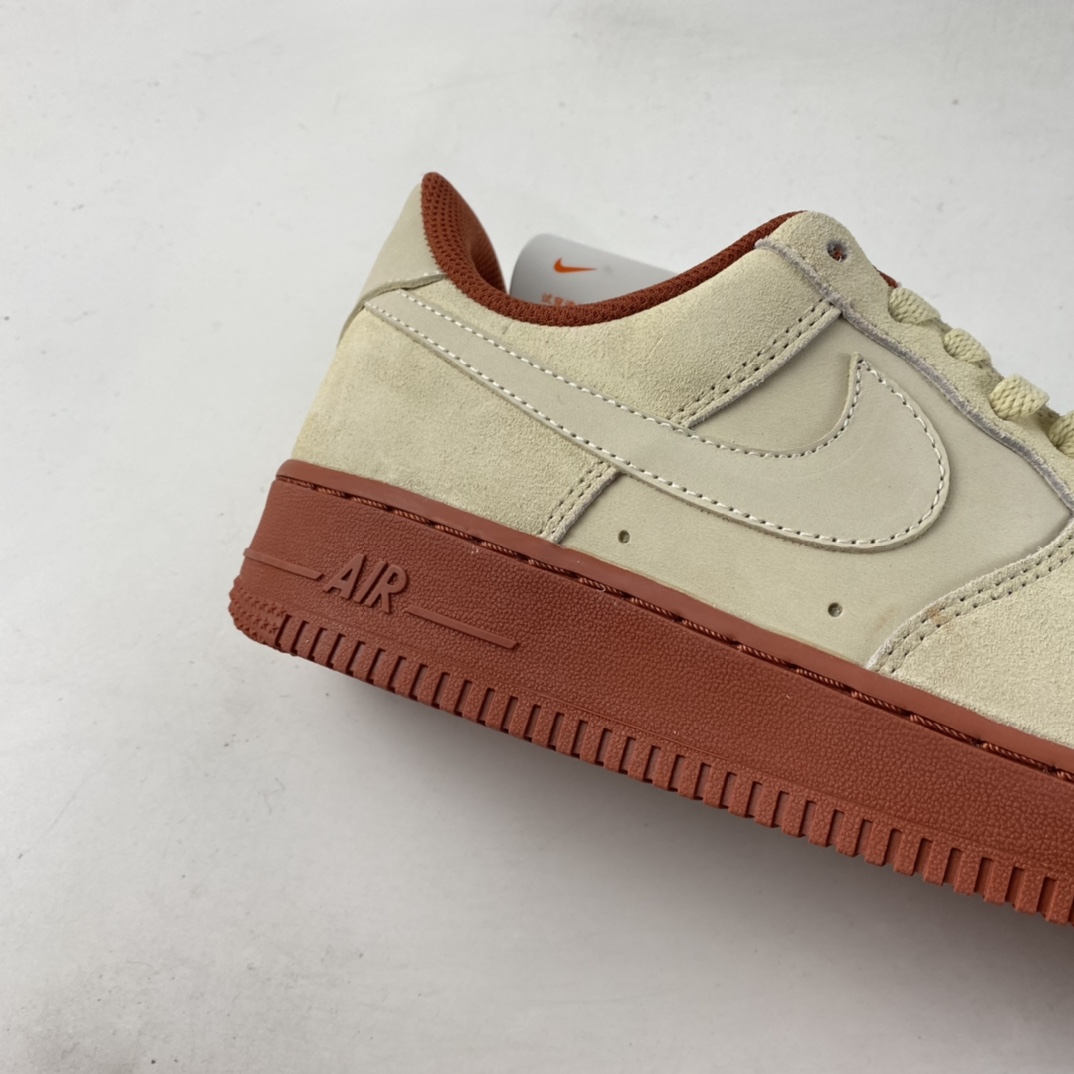 P240  NIKE Air Force 1’07 SE 空军一号AA1391-111