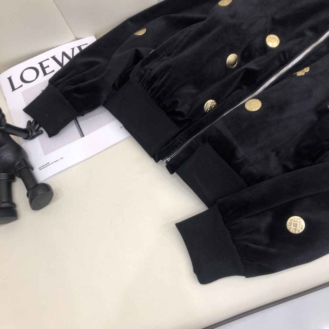 Chanel金丝绒质地外套新品现货发