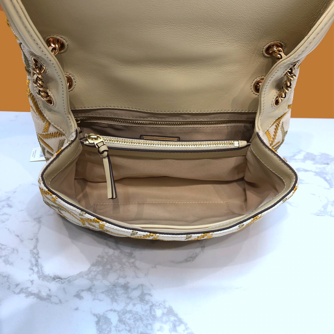 Tory Burch ～2021托里伯奇最新款 款号：79511