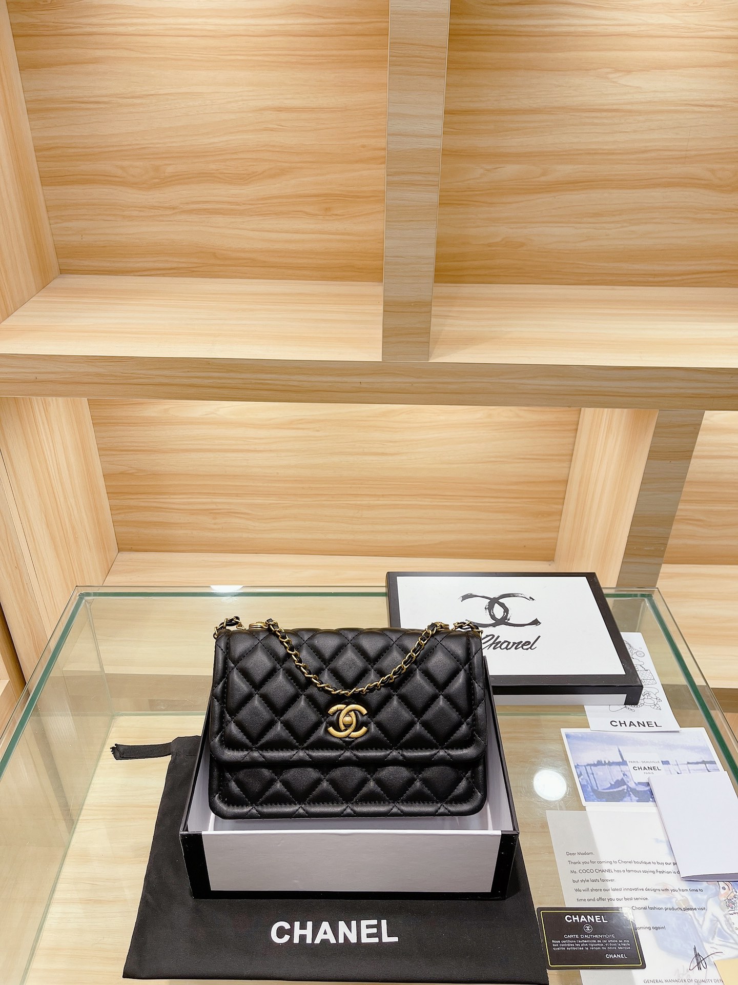 Chanel 19 ny mindste model, men jeg vælger at købe replika tasker (2022 opdateret)-Bedste kvalitet Fake Louis Vuitton Bag Online Store, Replica designer bag ru