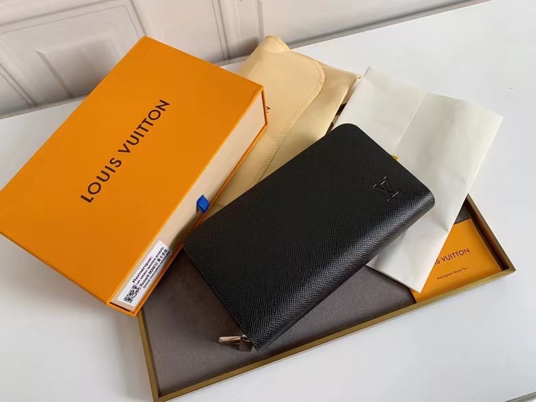 モノグラムキャンバス メンズダブルジップ財布 実用的なデザイン