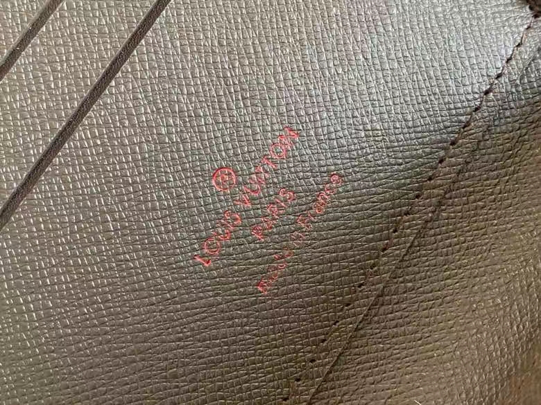 Monogram 男性用ダブルジッパー財布 - 実用的で広々としたデザイン