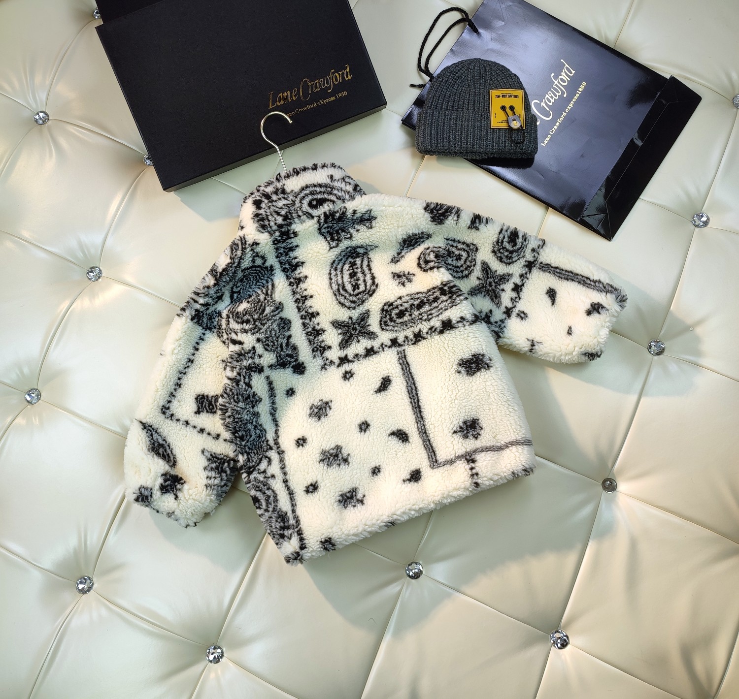 Armani 2021 New Wool Jacket: High-End Quality, Excellent Heating, Various Sizes - 图片 2