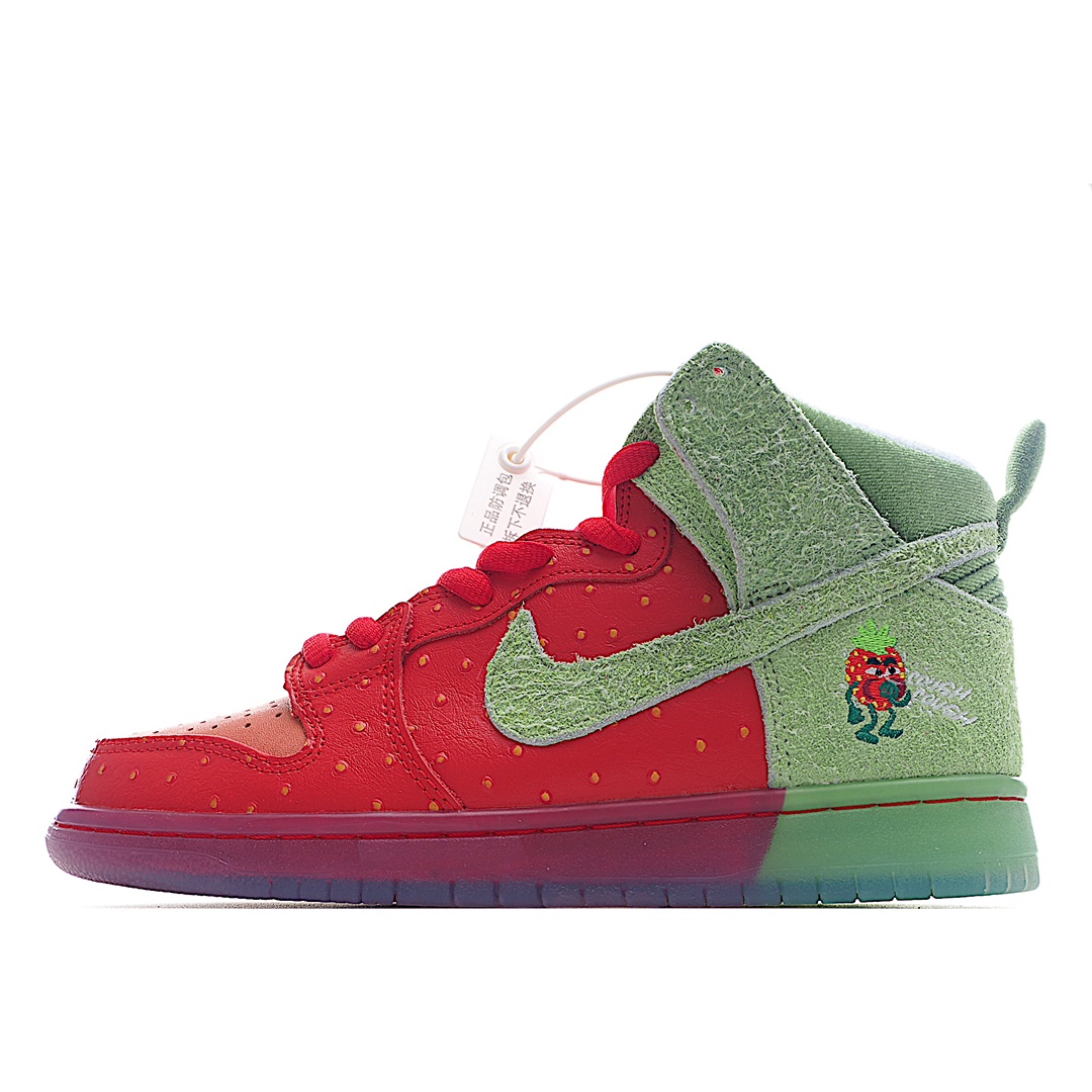 I5 Nk SB Dunk High“Strawberry Cough”草莓绿配色休闲滑板鞋鞋面以红色皮革和绿色长绒翻毛皮打造，分别代表草莓的果肉和绿叶。红色部分还有点状设计，传神地还原草莓籽细节撞色设计积极视觉冲击力，上脚辨识度极高，可能是近期设计最大胆的 Dunk 新品