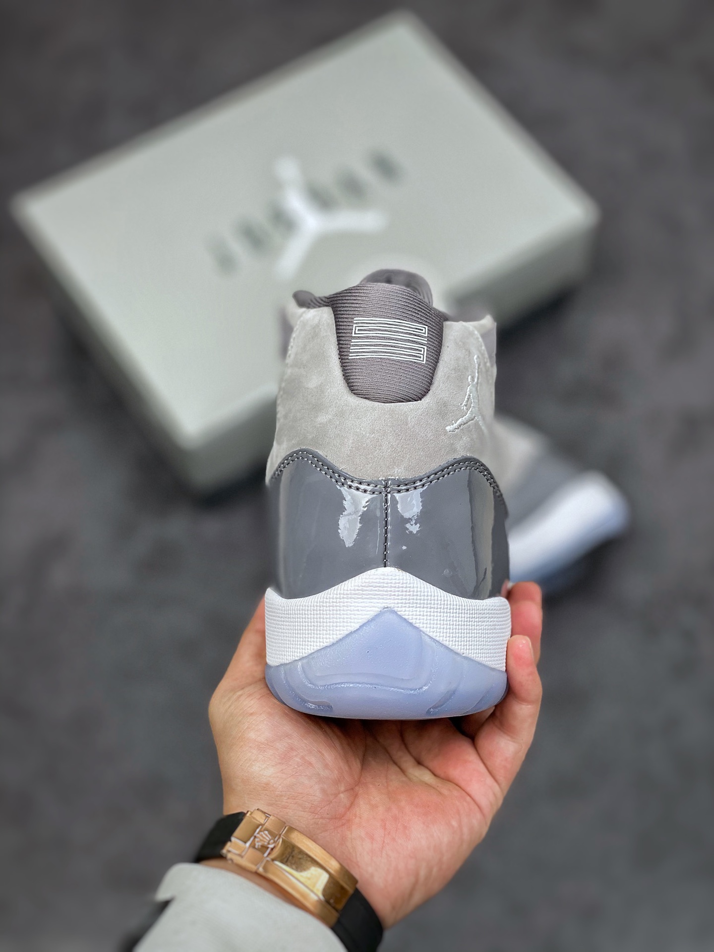 380 Air Jordan 11 AJ11 乔丹11代高帮篮球鞋/灰白CT8012-005