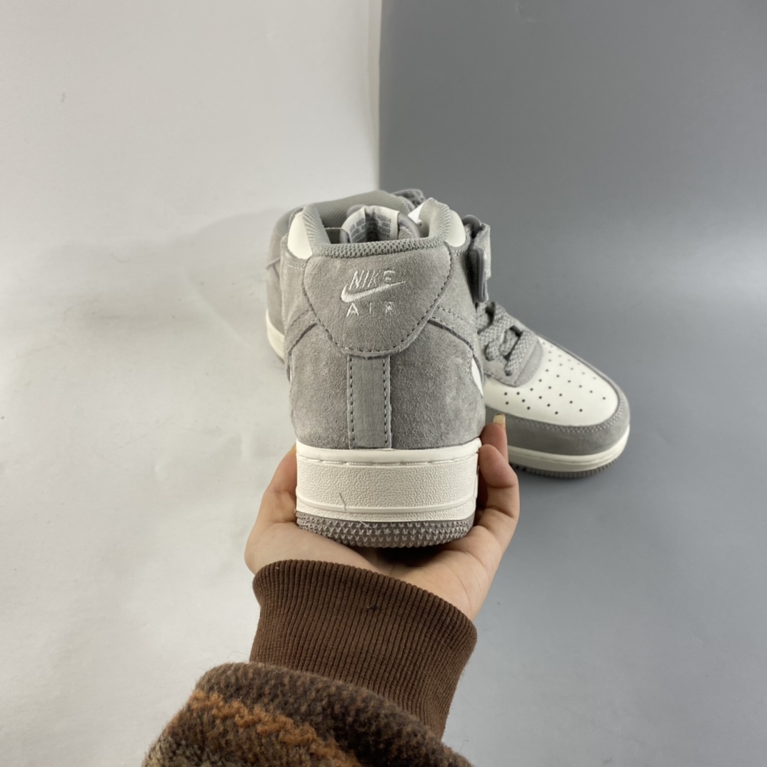 P260  NIKE Air Force 1 Mid 休闲板鞋 CQ3866-015