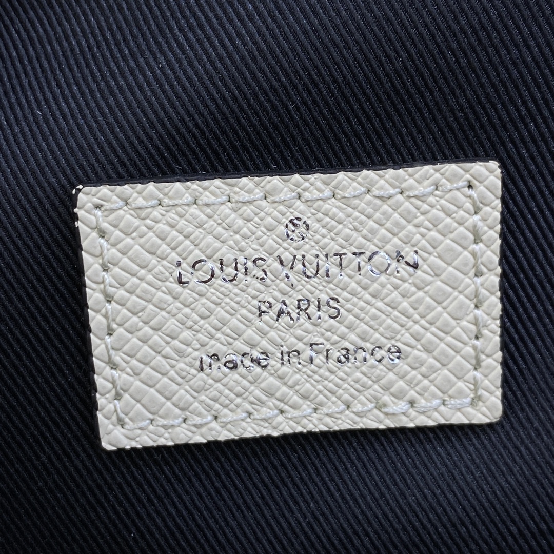 Louis Vuitton LV Avenue Crossbody & Shoulder Bags Customize Best Quality Replica
 Black Grey White M30801