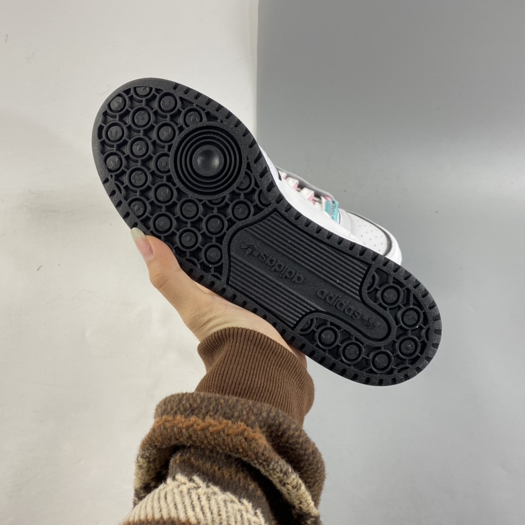 P180  Adidas Originals Forum 84 Low FY5223