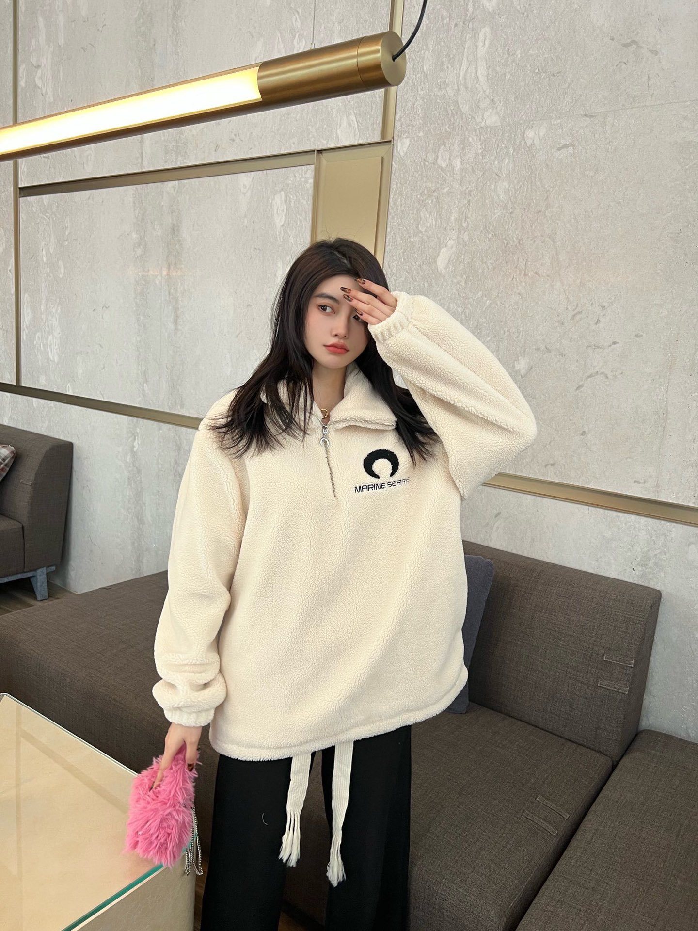 MS月亮刺绣毛绒卫衣s肩宽50胸围1
