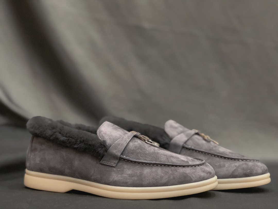 Loro Piana Scarpe Loafer Pelle bovina Capelli di coniglio Gomma