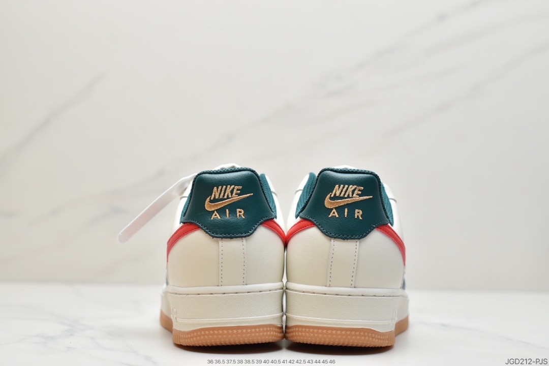 180  Air Force 1 ‘07 Low 空军低帮经典男女休闲板鞋AQ3778—991