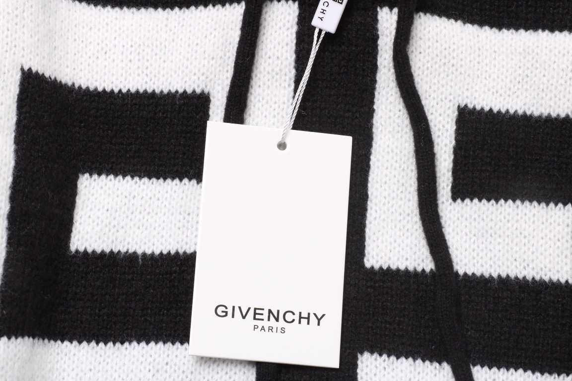 Givenchy 胸前logo 连帽毛衣 2021FW秋冬新款