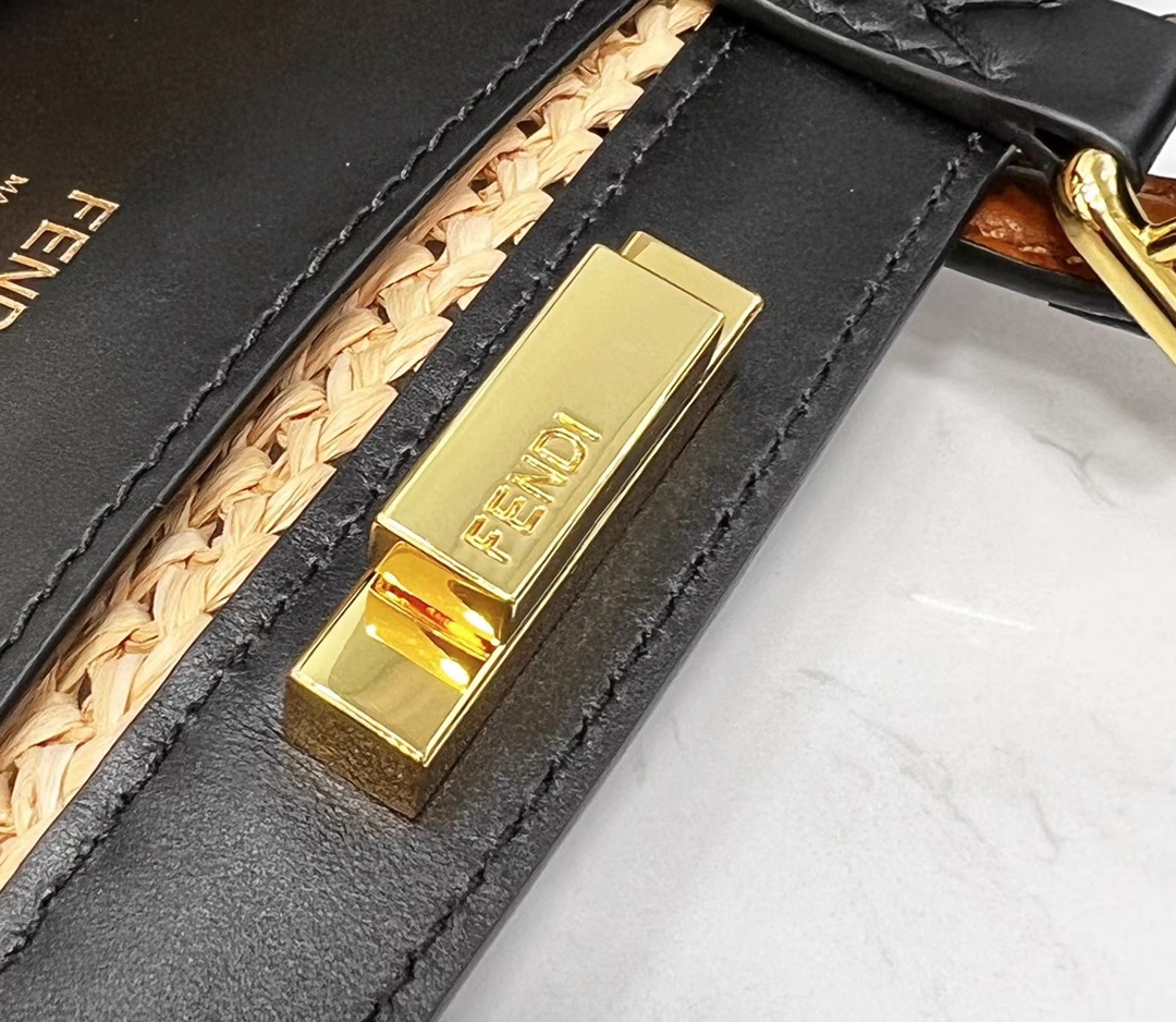 FENDI芬迪PeekabooX-Tote拉菲草购物袋60017