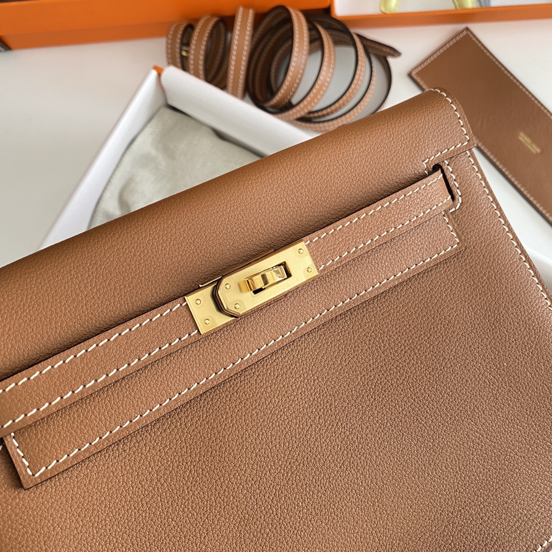 Hermes Kelly Borsette Borse Crossbody & Borse a Tracolla Marrone Colore caffè Hardware oro Pelle di vitello bovina 4 i1637224478 9495 2
