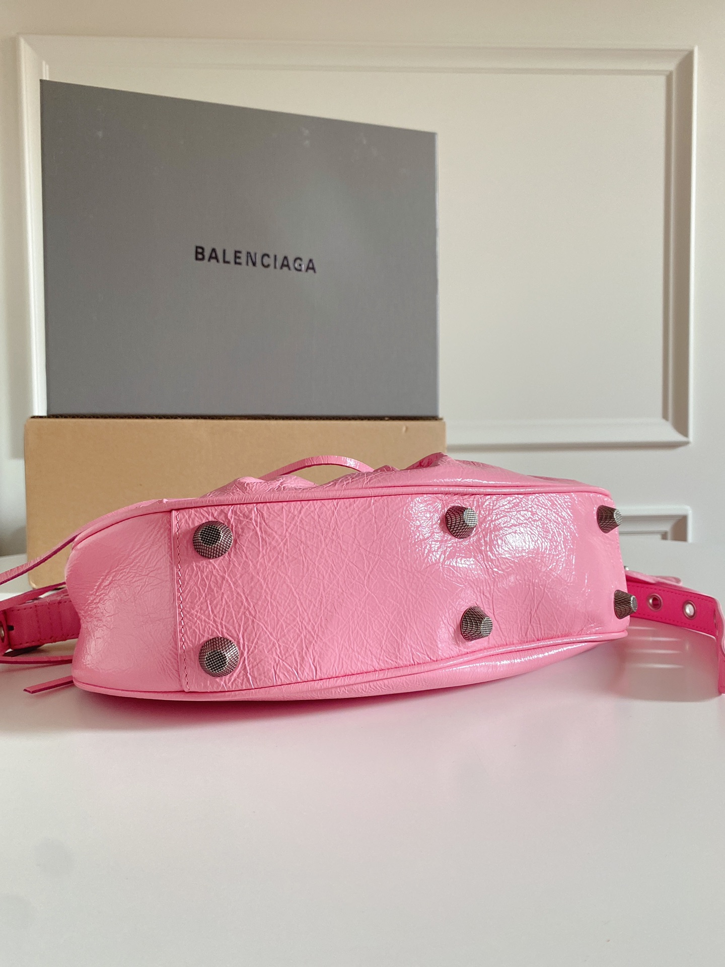 cowhide large pink / moon bag / dumpling bag 4