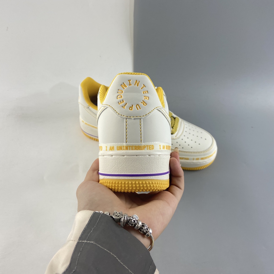 P240  Uninterrupted x NIKE Air Forece 1 ”MORE THAN” 板鞋 DW8802-605