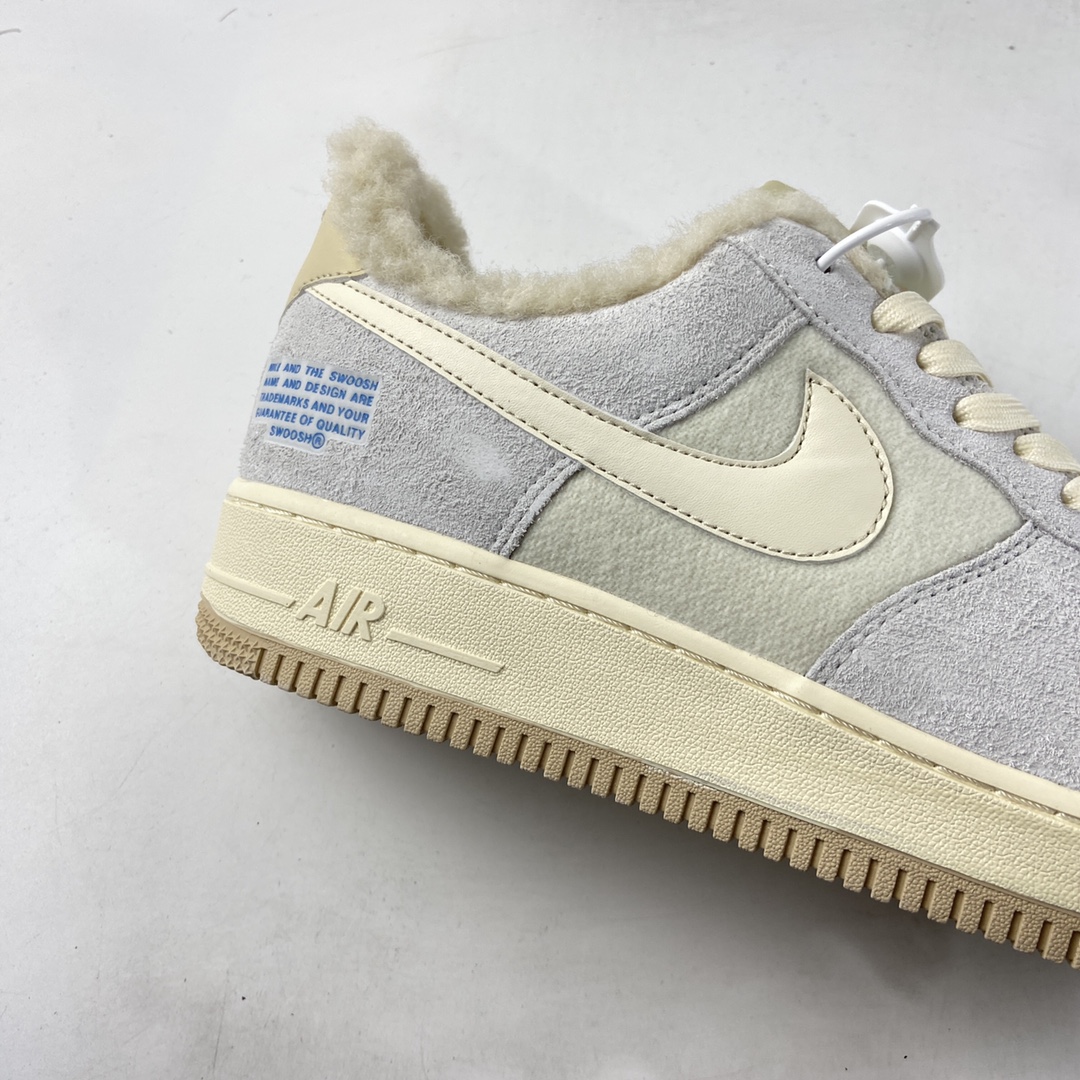 P200  NIKE Air Force 1 Low 空军一号低帮休闲板鞋 DO7195-025