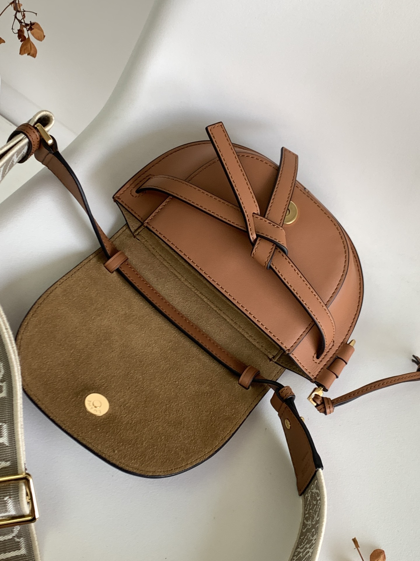 Loewe Mini Gate Dual-Carry Saddle Bag with Embroidered Logo Strap 7 i1637249189 4559 5
