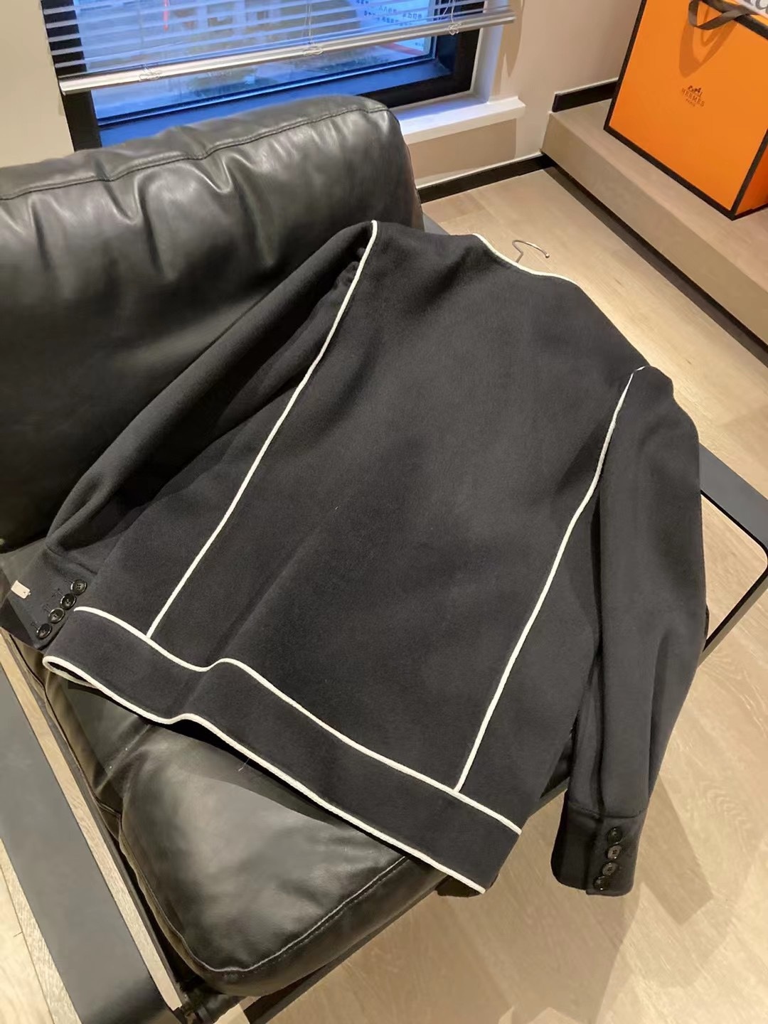 GVC锁边羊绒外套爆款GIVENC&