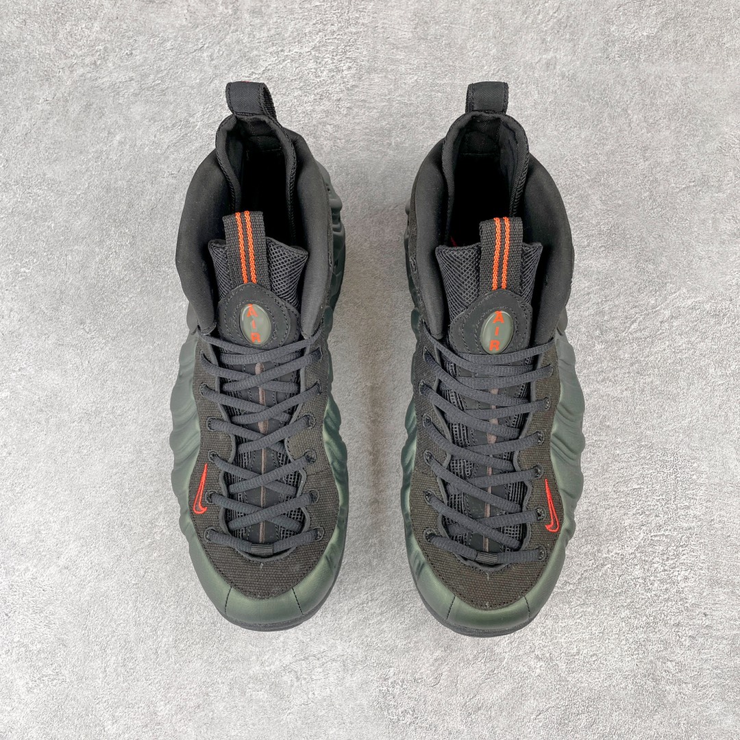 图片[2]-💰490 NK Air Foamposite One 军绿泡 莞产原底面 公司渠道同模具 鞋型发泡360度无死角 双层Zoom气垫植入 中底完美注胶 搭载原厂碳纤维材质 诞生于1997年的NK Air Foamposite系列可以说是整个球鞋历史上最为经典的系列之一 也就是我们常说的“喷”和“泡” 其中“喷”由Foamposite One代言人Penny的英文音译而来 而“泡”则来源于另一款鞋型 Foamposite Pro中\”pro\”的音译 在诞生初期 由于高昂的造价以及超前的外形 Foamposite系列的反对者不在少数 甚至有人认为这款鞋会毁掉整个球鞋行业 但事实证明这双灵感来自于甲虫 自带“黑科技”鞋面以及双层Zoom+大块碳板的太空球鞋不仅受到了大众的接受与追捧 并且成功的影响了篮球鞋的发展 SIZE：38.5 39 40 40.5 41 42 42.5 43 44 44.5 45 46 编码：by5936060-运动鞋