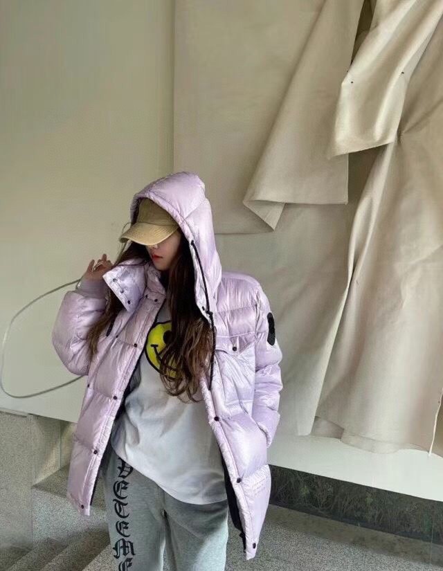 Moncler蒙口m羽绒服%白鸭绒!