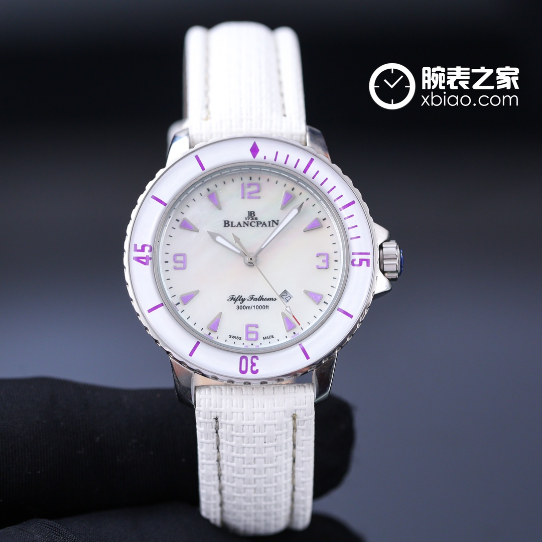 “Noble Roses Wristwatch: Equal Prices, Genuine Cow Belt, Stone Cores, Mineral Mirror”