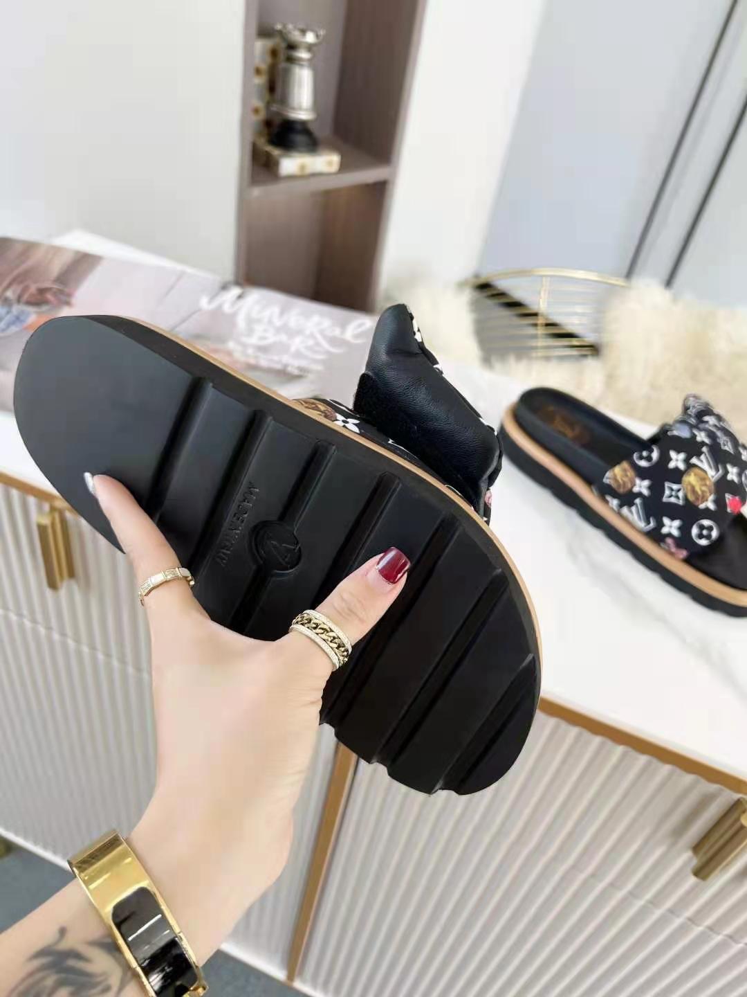 Louis Vuitton Slides