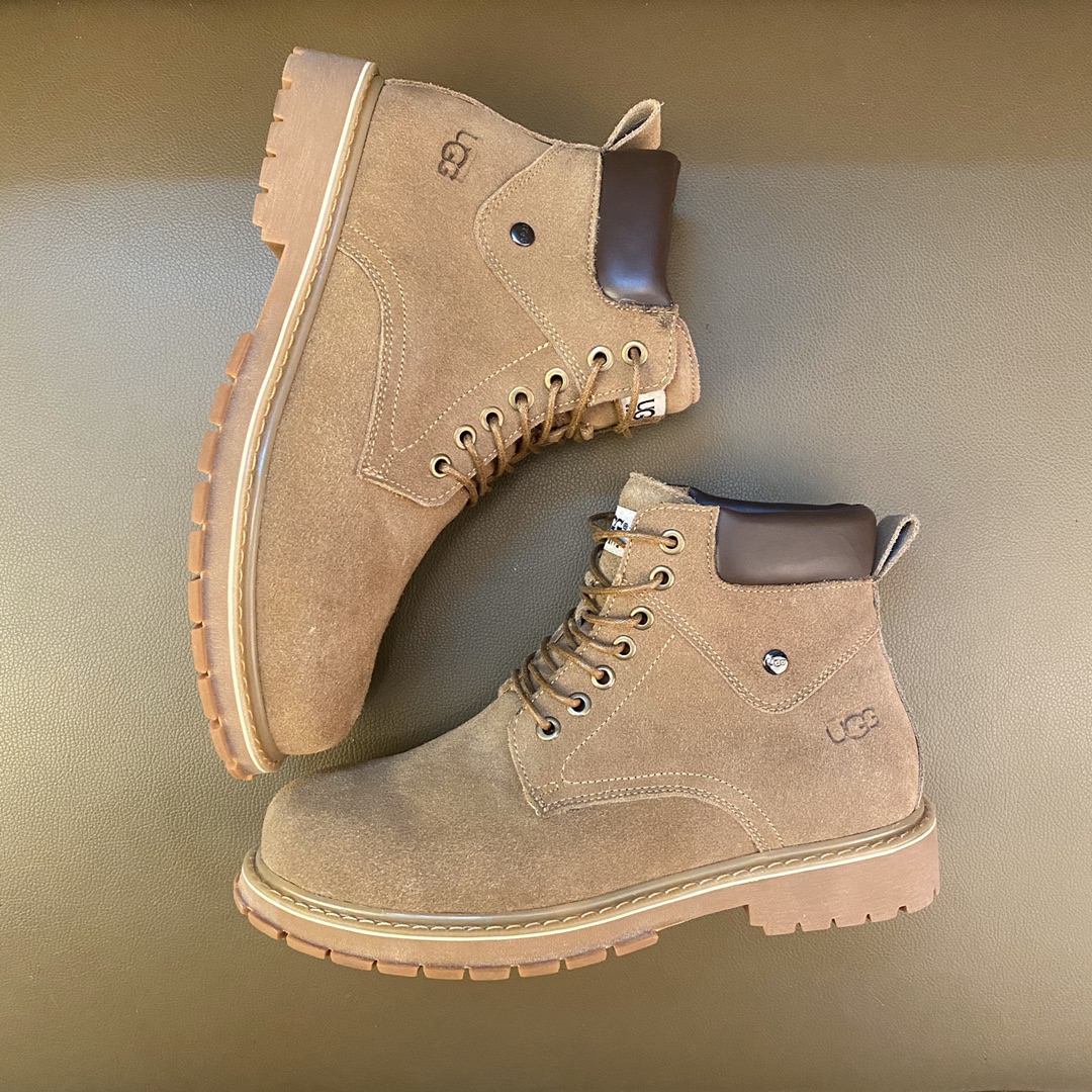 K5  独家上线 原版雪地靴～UGG英伦风毛毛靴冬季绒里款 头层牛皮真羊毛保暖男靴👉面料头层牛皮绒面，雪融都不怕浸水 原版UGG大底 筒口夹棉更加 司机驾车专用🚗 最可选 👉内里保证不掺假毛绒 G5 %真羊毛 潮人款豆豆鞋 帆船鞋懒人 卖爆啦爆啦 男鞋