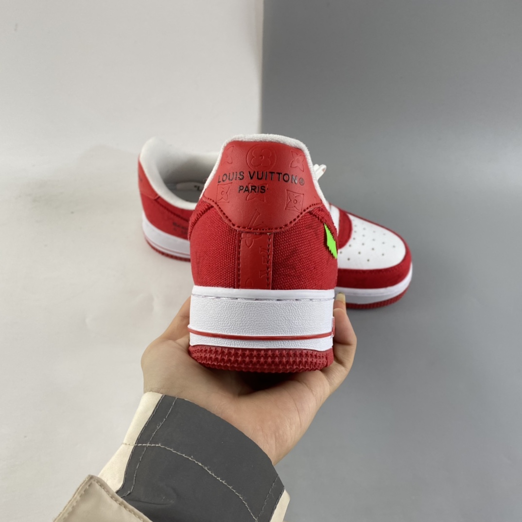 P200  NIKE Air Force 1’07 Low 驴牌板鞋 LA2314-102