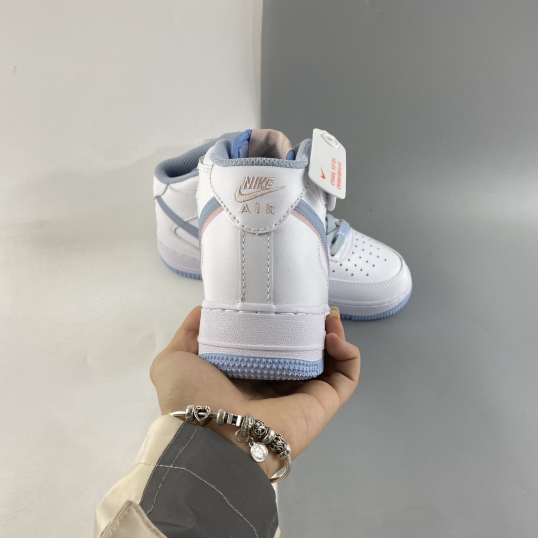 P260  NIKE Air Force 1’07 Mid 板鞋 CW1574-100