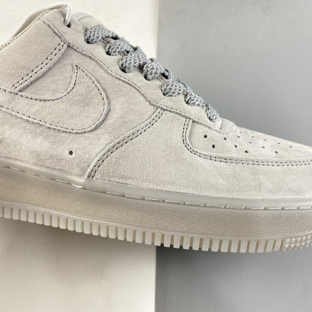 P240  Reigning Champ x NIKE Air Force 1’07 休闲板鞋AA1117-188