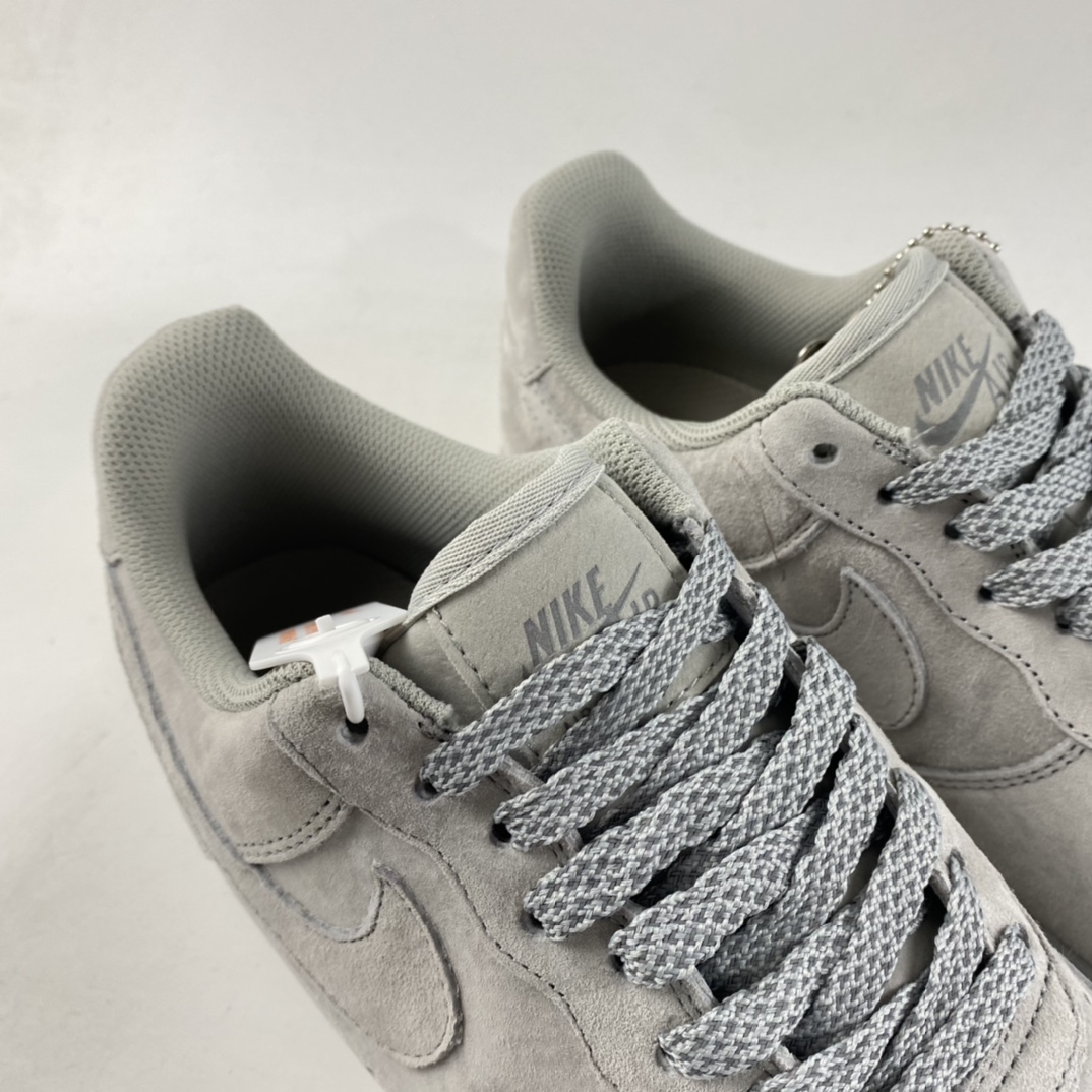 P240  Reigning Champ x NIKE Air Force 1’07 休闲板鞋AA1117-188
