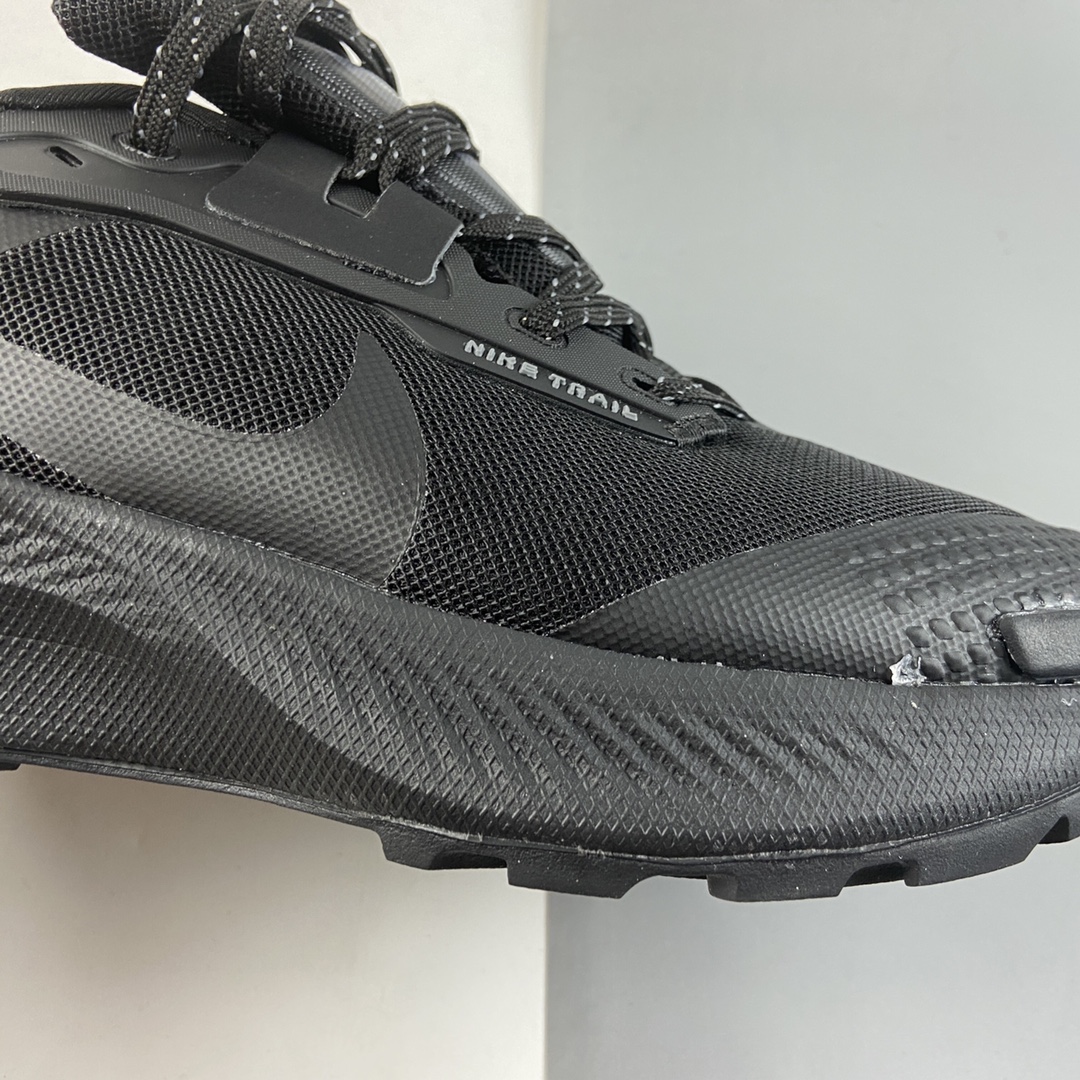 P220 NIKE Pegasus Trail 3 跑鞋 DC8793-001