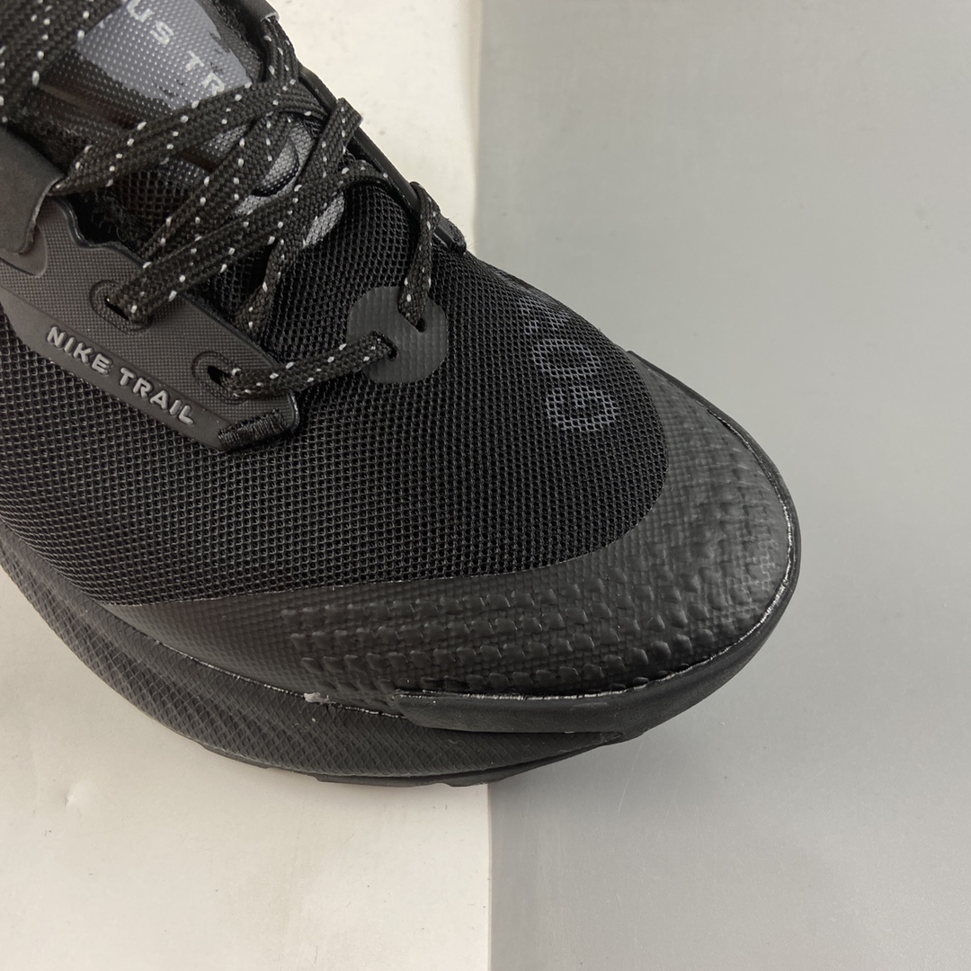 P220 NIKE Pegasus Trail 3 跑鞋 DC8793-001