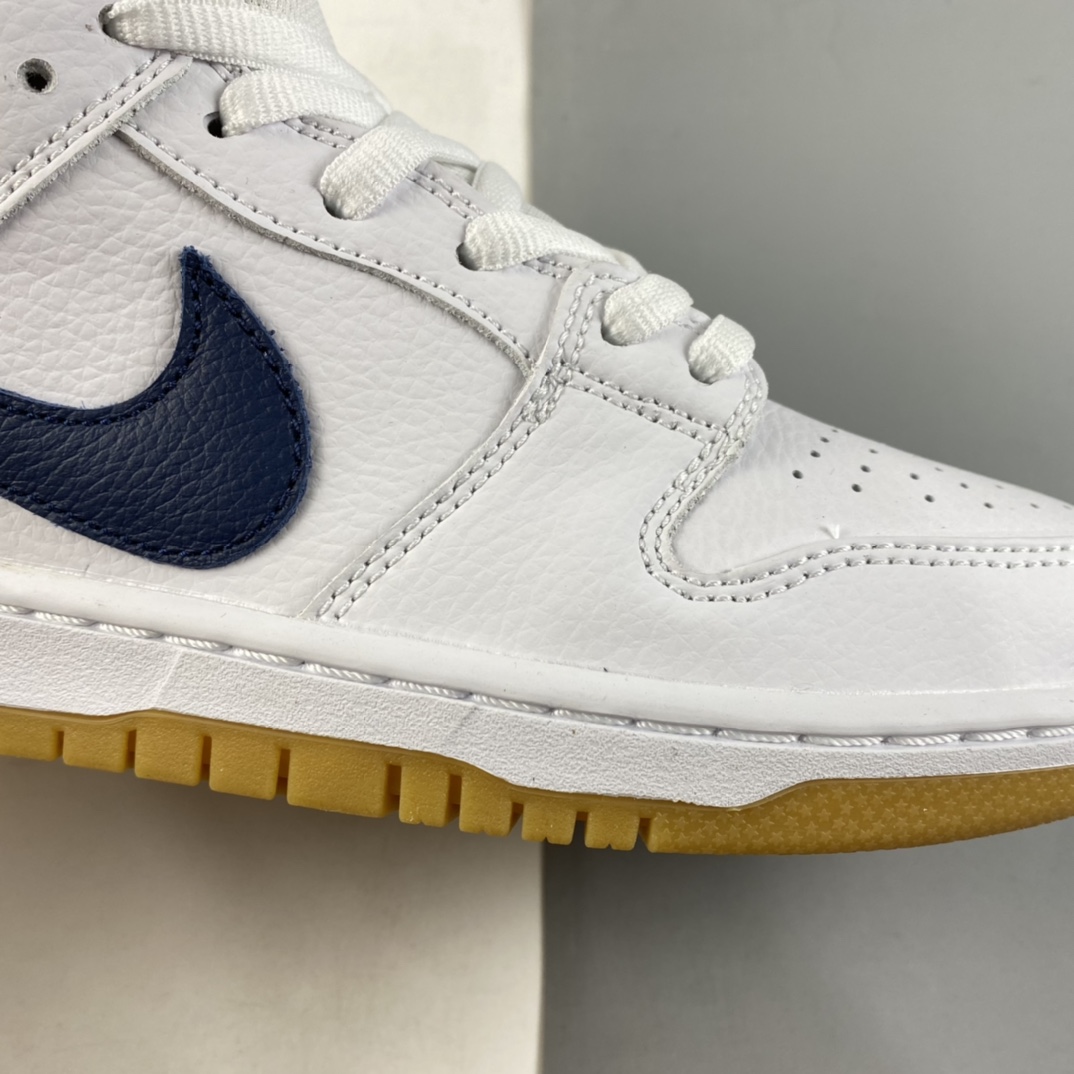 P220 NIKE SB Dunk Low Pro ISO 滑板鞋 CZ2249-100