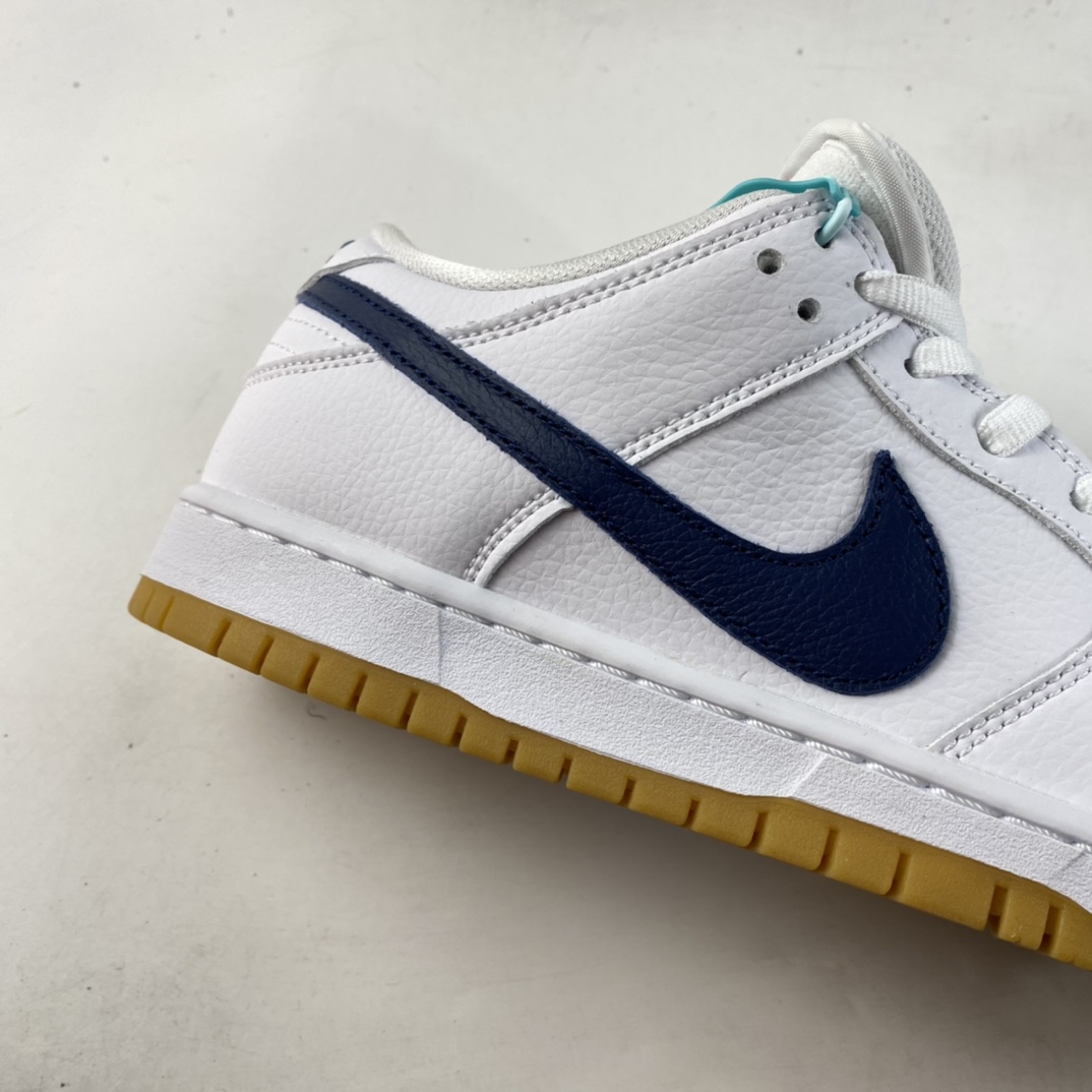 P220 NIKE SB Dunk Low Pro ISO 滑板鞋 CZ2249-100