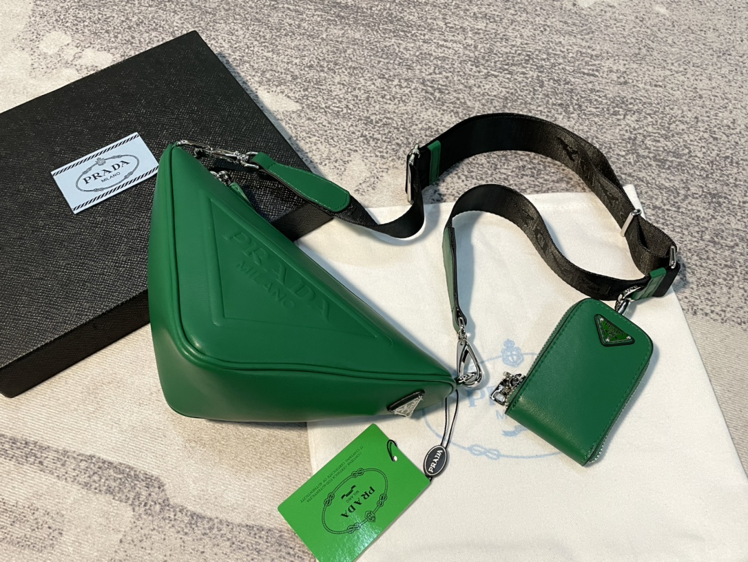 Hermes Swift Rio Clutch 220748